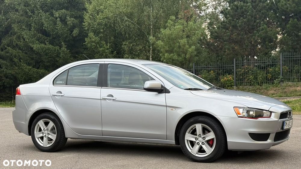 Mitsubishi Lancer 2.0 DI-D Intense - 26
