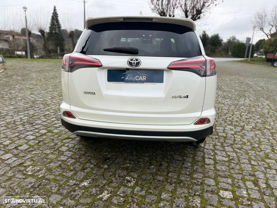 Toyota RAV4 2.0 D-4D Comfort+P.Sport - 17