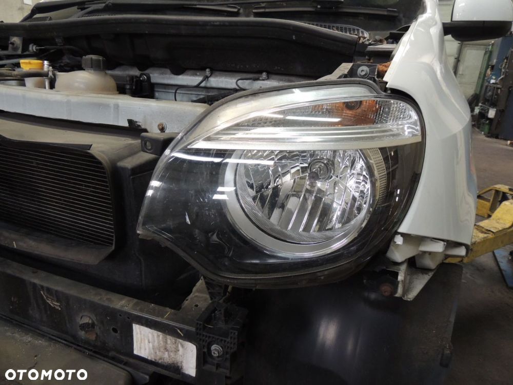 Ćwiartka nadwozia lewy przód Renault Twingo 3 '15 - 1