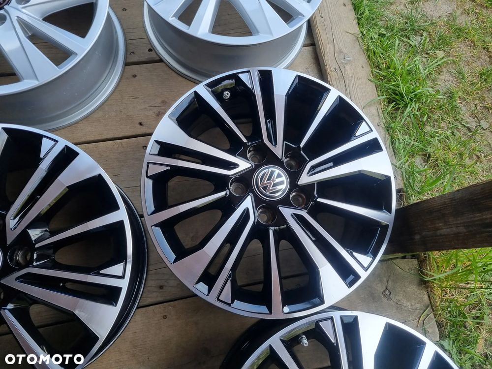 VW T6,MULTIVAN alufelgi 7X17 ET55 5X120,ORYGINAL, super stan - 5