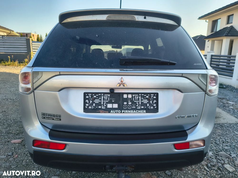 Mitsubishi Outlander 2.2L DI-D AS&G 6MT 4WD Instyle A60 - 10