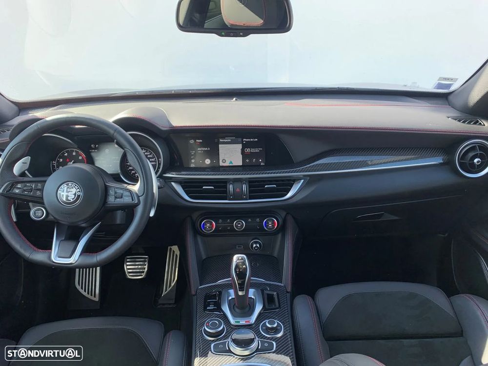 Alfa Romeo Stelvio 2.0 T Veloce TI Q4 AT8 - 10