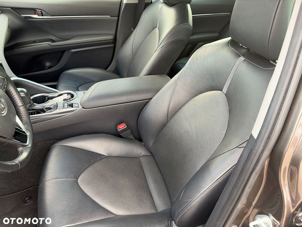 Toyota Camry 2022