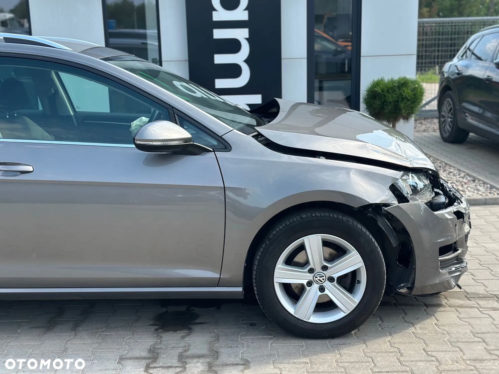 Volkswagen Golf - 4