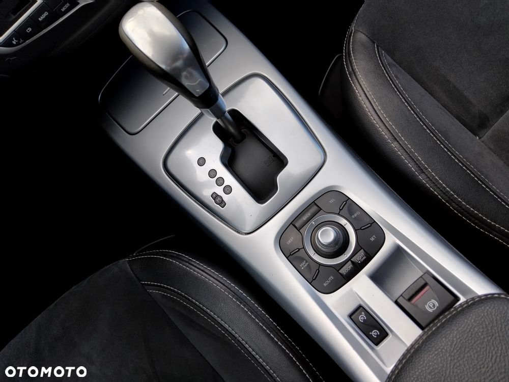 Renault Laguna 2.0 DCi FAP Initiale - 12