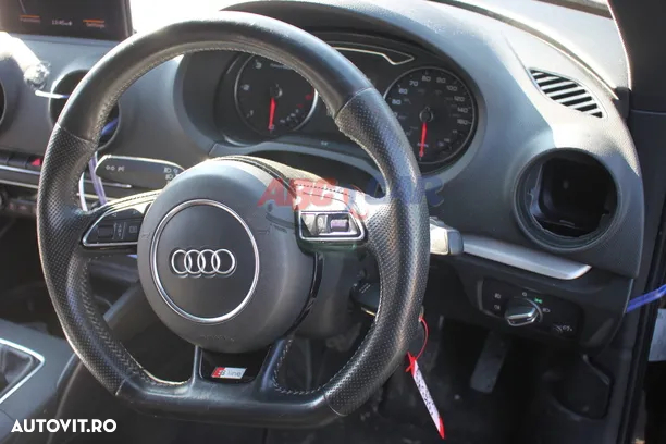 Far Audi A3 8V sedan 2013-2016 2.0 TDI cod motor: CRL cod cutie: PGT culoare: 3A/Y4S - 8