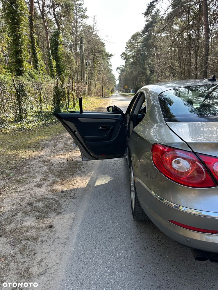 Volkswagen Passat CC 2.0 TDI DSG - 18
