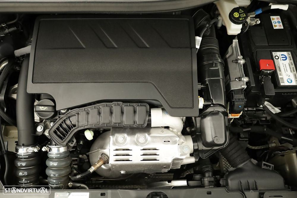 Peugeot 2008 1.2 PureTech Allure - 24