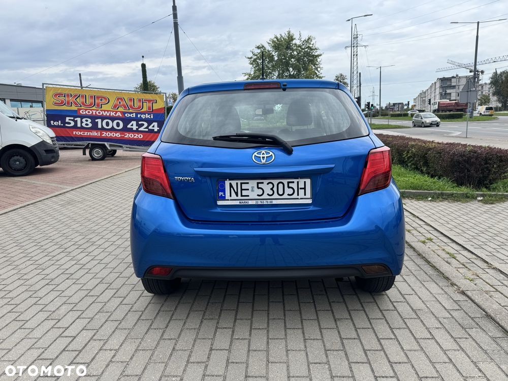 Toyota Yaris - 4