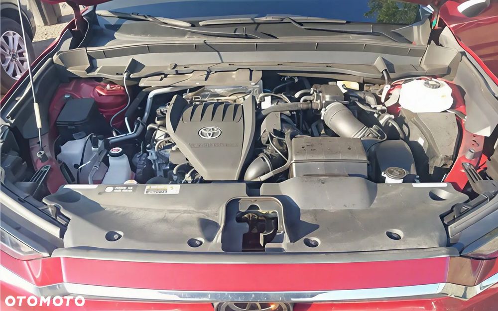 Toyota Grand Highlander - 14