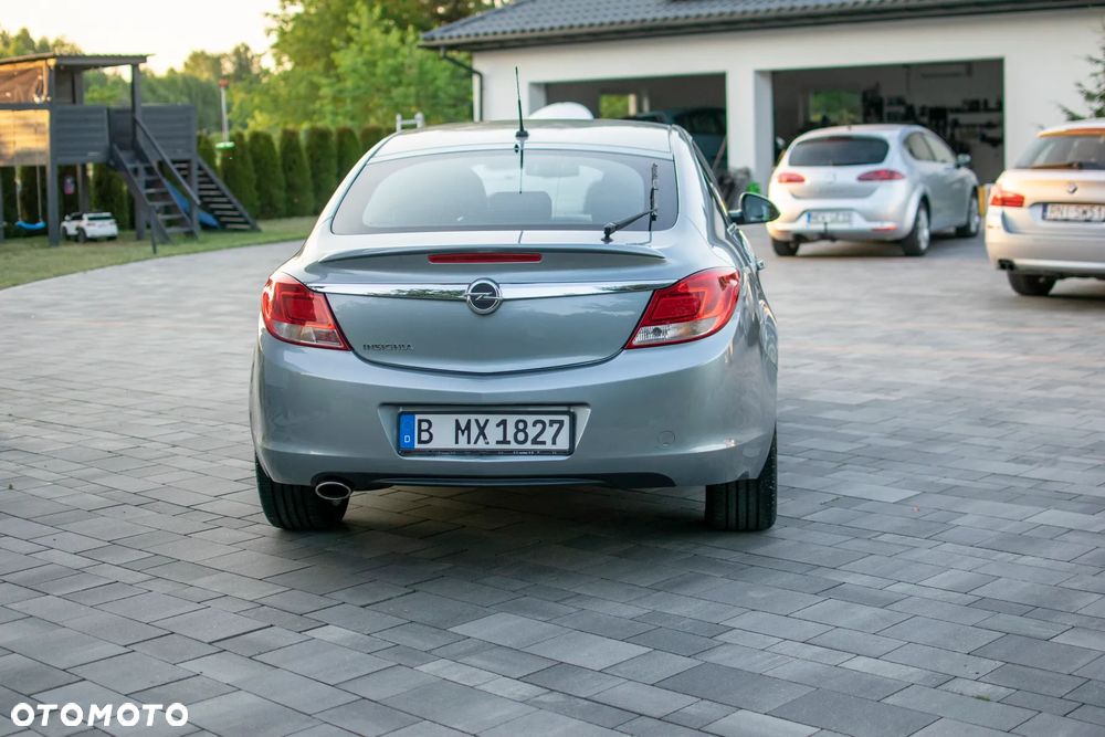 Opel Insignia - 15