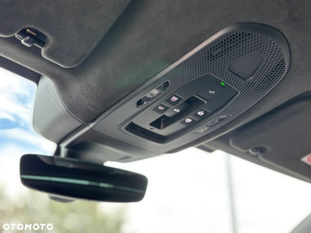 Porsche Panamera Turbo S E-Hybrid PHEV - 27