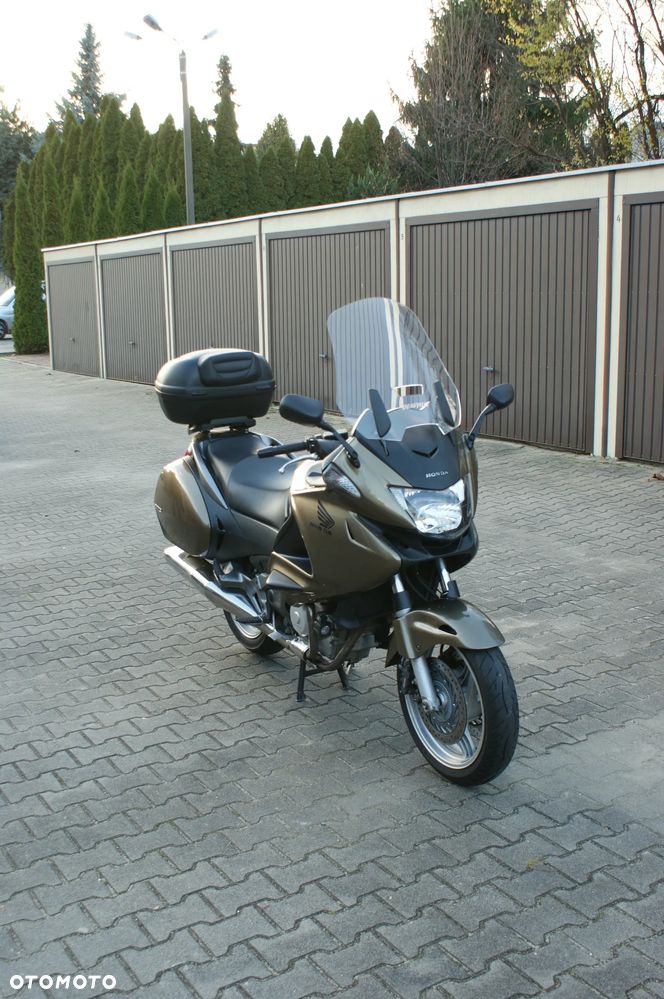 Honda NTV - 4