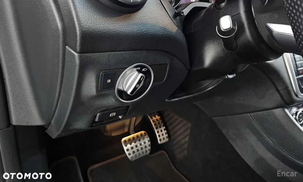Mercedes-Benz CLA 250 4Matic 7G-DCT Sport - 12