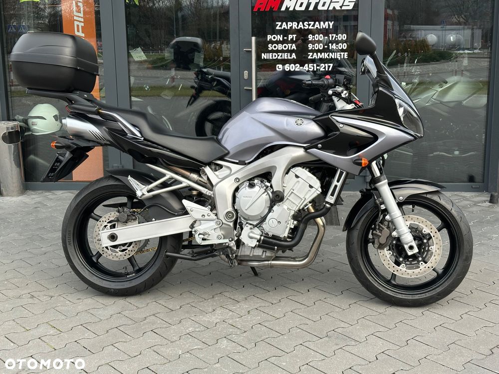 Yamaha FZ6 - 3
