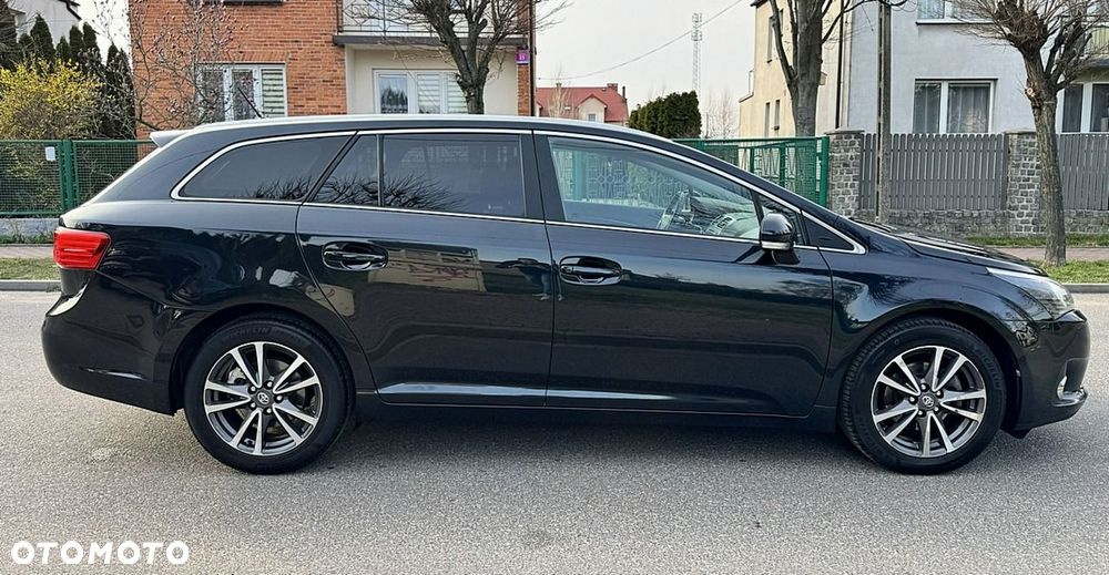 Toyota Avensis - 7