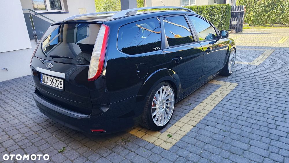 Ford Focus 2.0 16V Titanium - 9