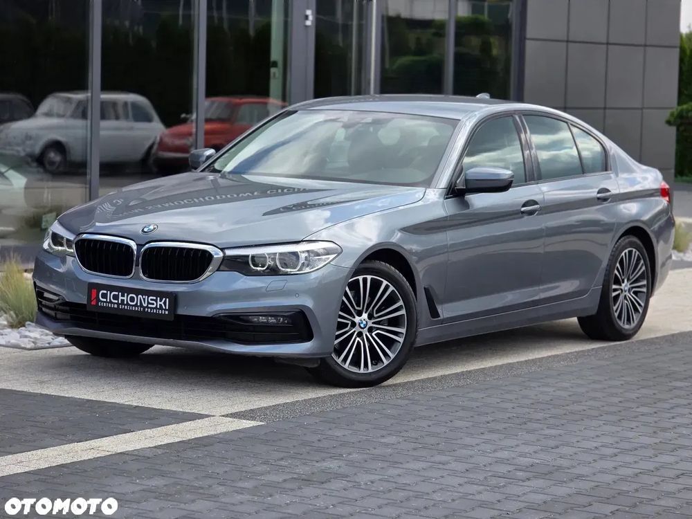 BMW Seria 5 520i GPF Sport Line sport - 4
