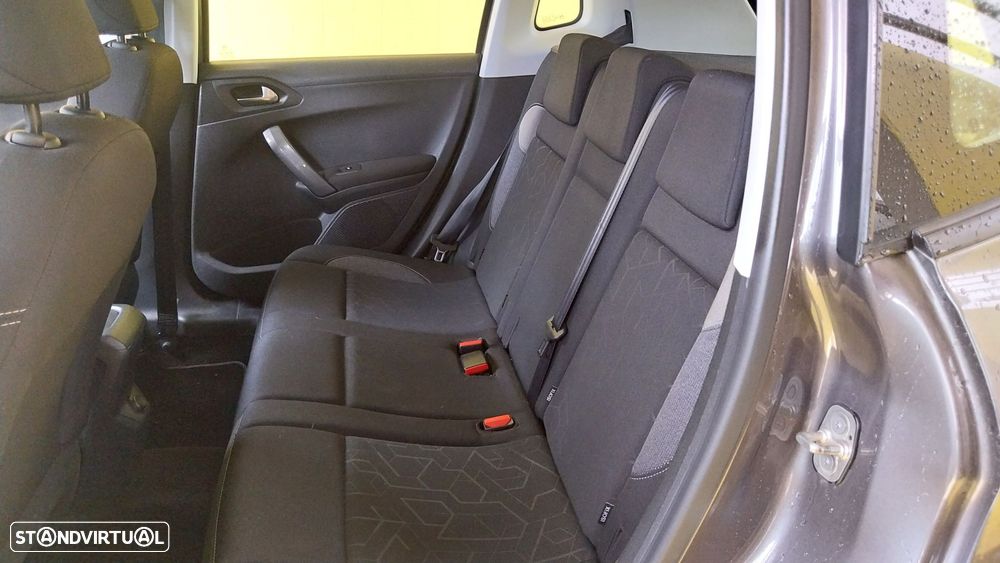 Peugeot 2008 1.2 PureTech Active - 16