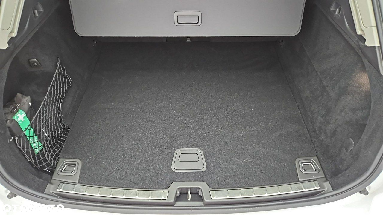 Volvo XC 60 - 24