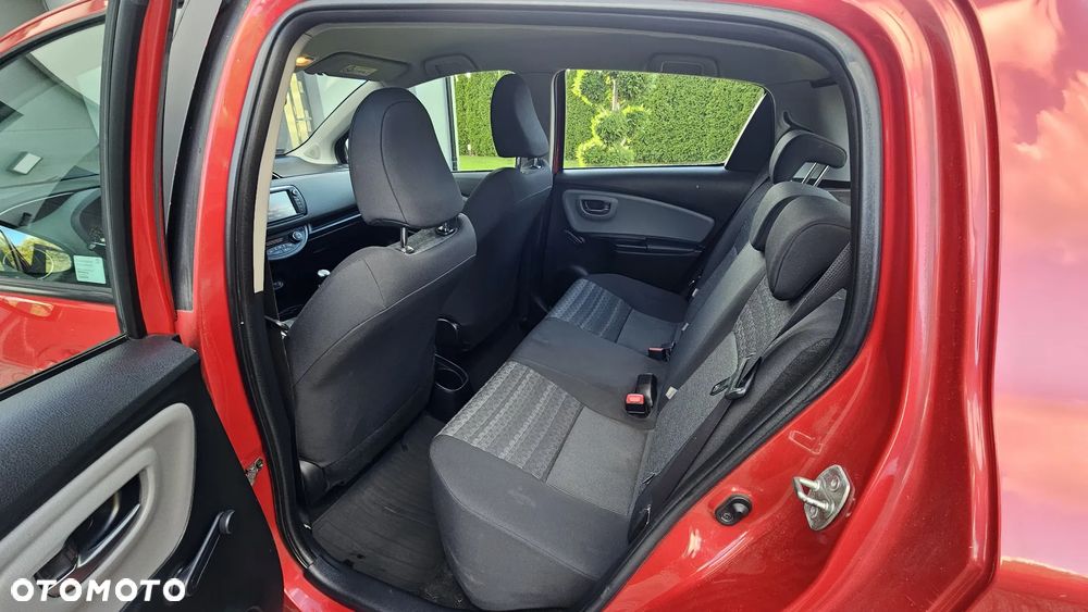 Toyota Yaris - 12
