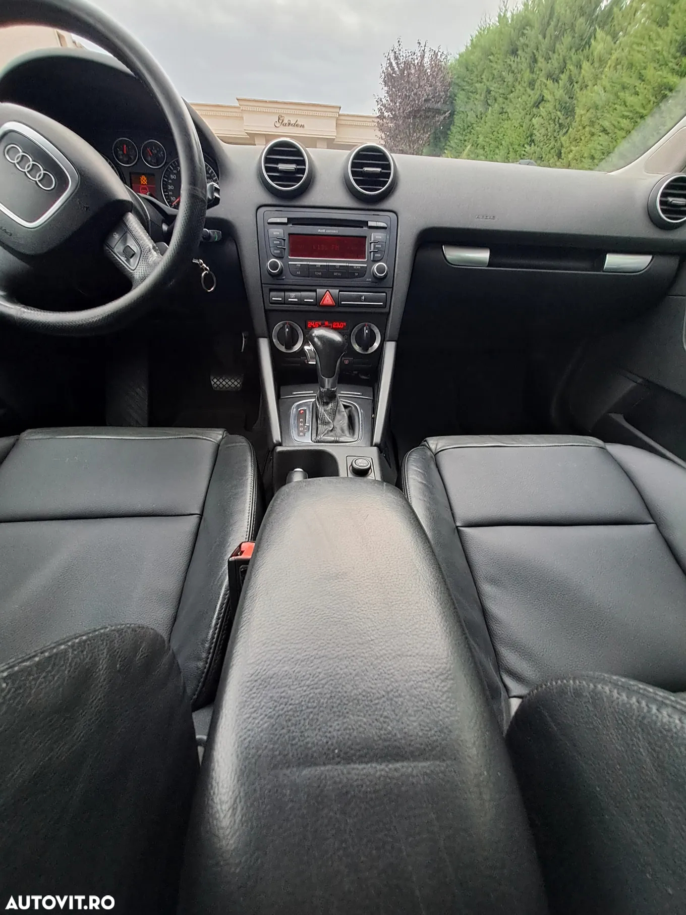 Audi A3 2.0 TDI Sportback DPF (DSG) S tronic Ambiente - 9