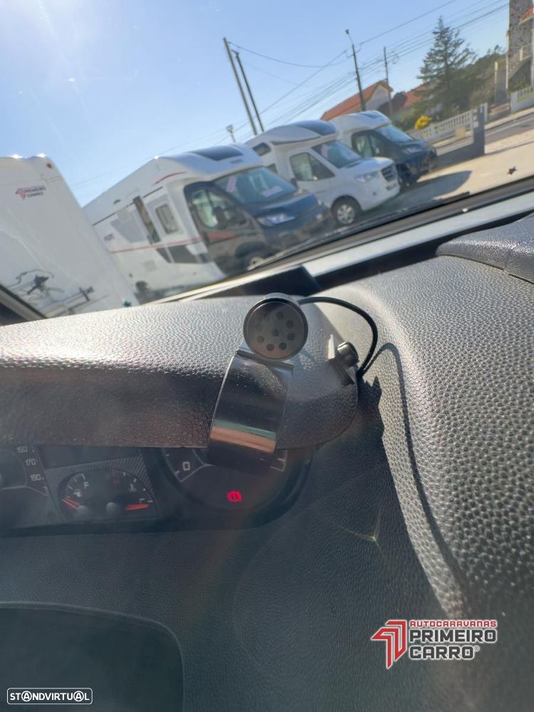 Bavaria Style I740 c.central e basculante - 54