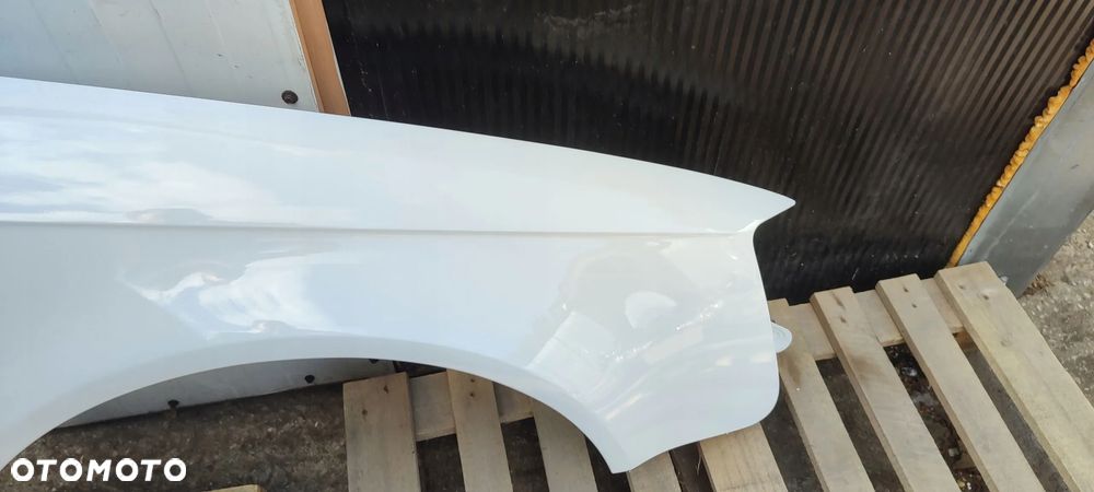 błotnik prawy przód seat exeo 3r 10.08- 08.13r oryginał LS3Y LX7R LB9A LW5U LW5P LW5B LW7Y LS3Z LS3H LS1U LC9Z LZ9Y LW5R LW5T LW5S LS8R LS8S LW6W LW6X LR7X LW7Z LW7X LS3Q LS3X LS3Q LX7W LS7Y LB9A LS9R LW7X LW6W LW5S LW5T LS3H LS3Y LS8S LW5P LW5U LZ9Y LW7Z - 7