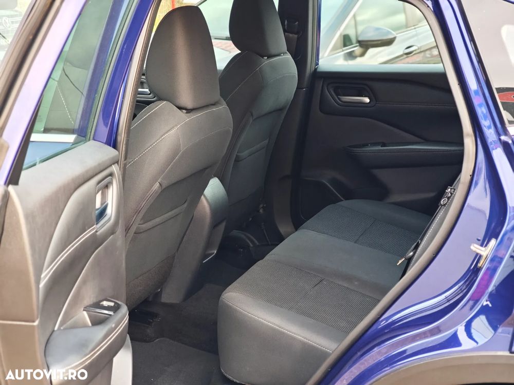 Nissan Qashqai 1.3 DIG-T N-CONNECTA - 10