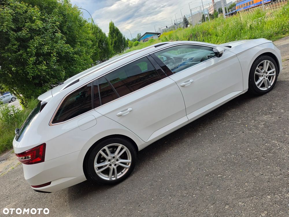 Skoda Superb 2.0 TDI L&K DSG - 3