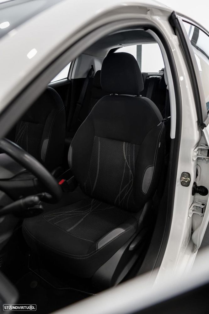 Peugeot 208 1.2 VTi SE Style - 14