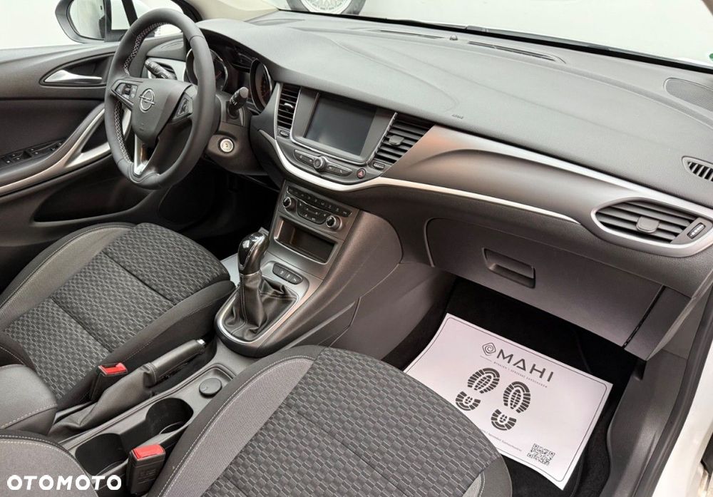 Opel Astra 1.2 Turbo Start/Stop 120 Jahre - 17