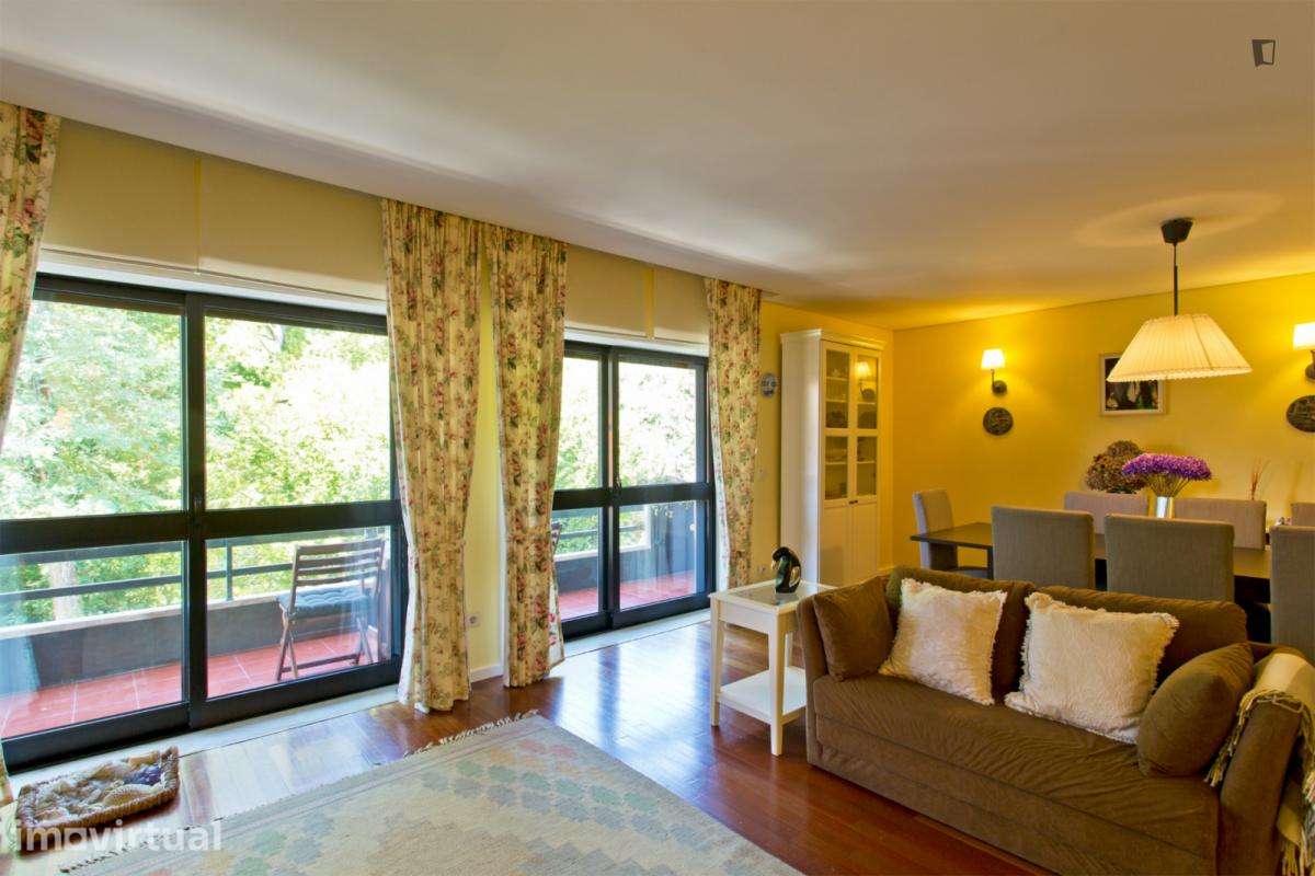 Apartamento com 3 quartos - localizado em Lordelo do Ouro Porto - Grande imagem: 4/45
