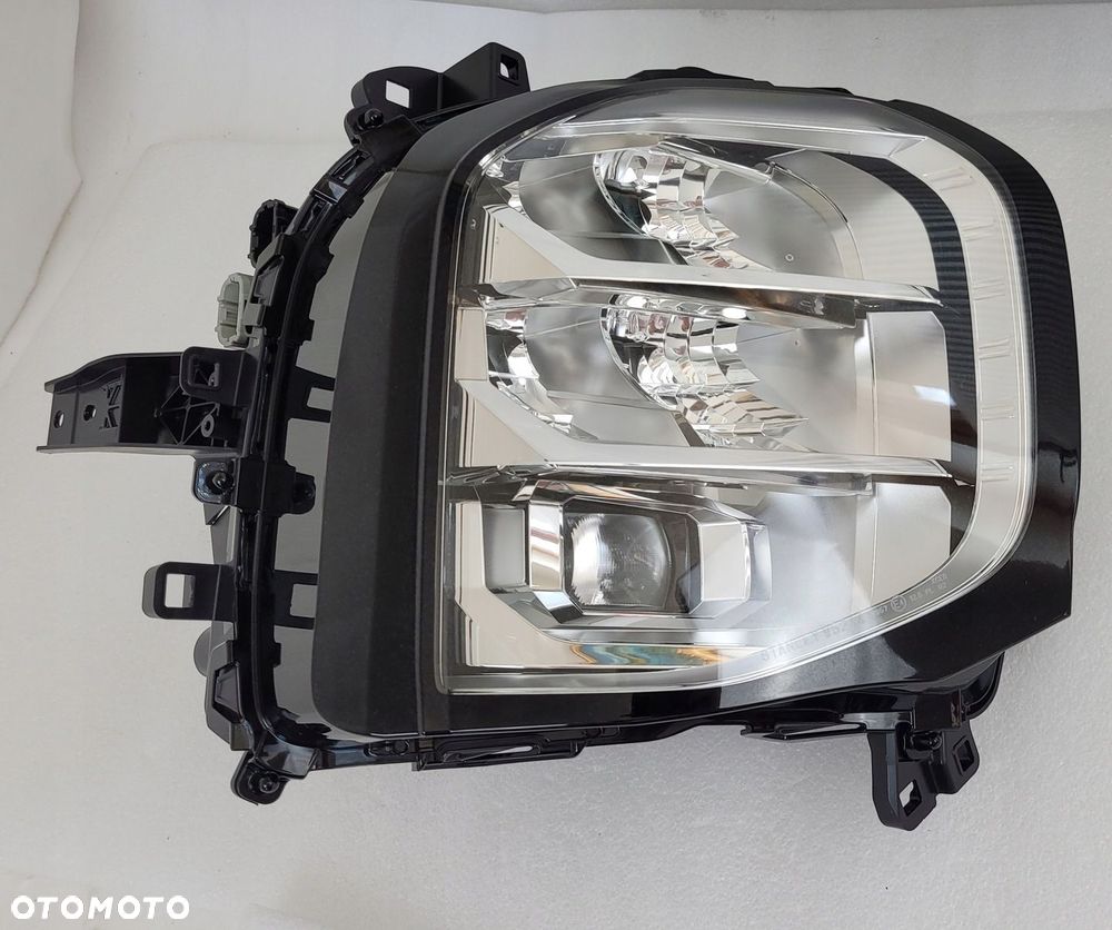 LAMPA PRAWA PRZÓD MITSUBISHI OUTLANDER IV SOCZEWKA 2021- 26010WC20P W5244 - 1