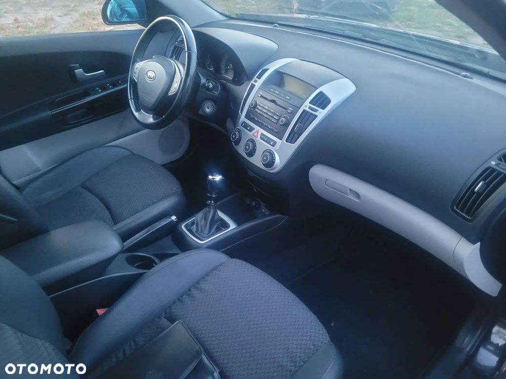 Kia Ceed 1.6 Comfort - 3