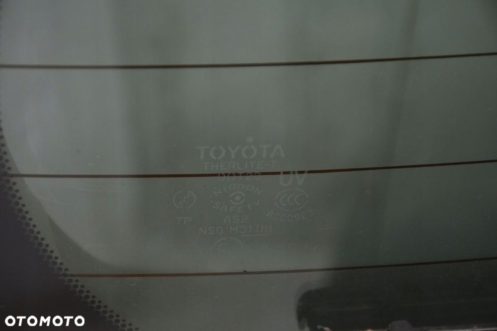 klapa tylna * tył toyota rav4 iii - 4