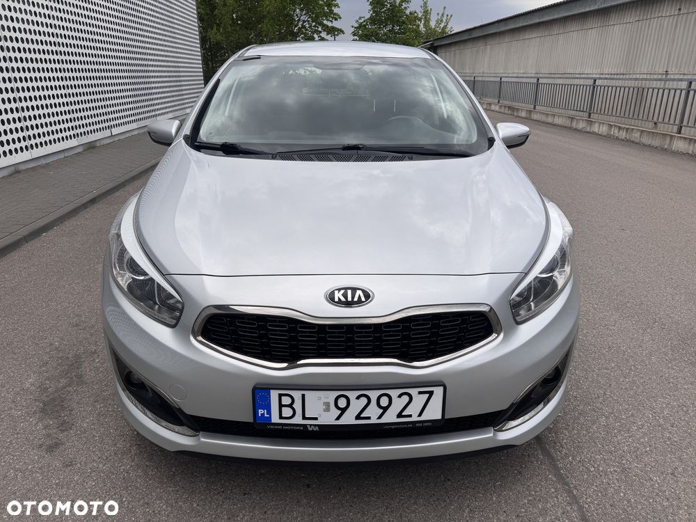 Kia Ceed 1.6 GDI DCT Platinum Edition - 14