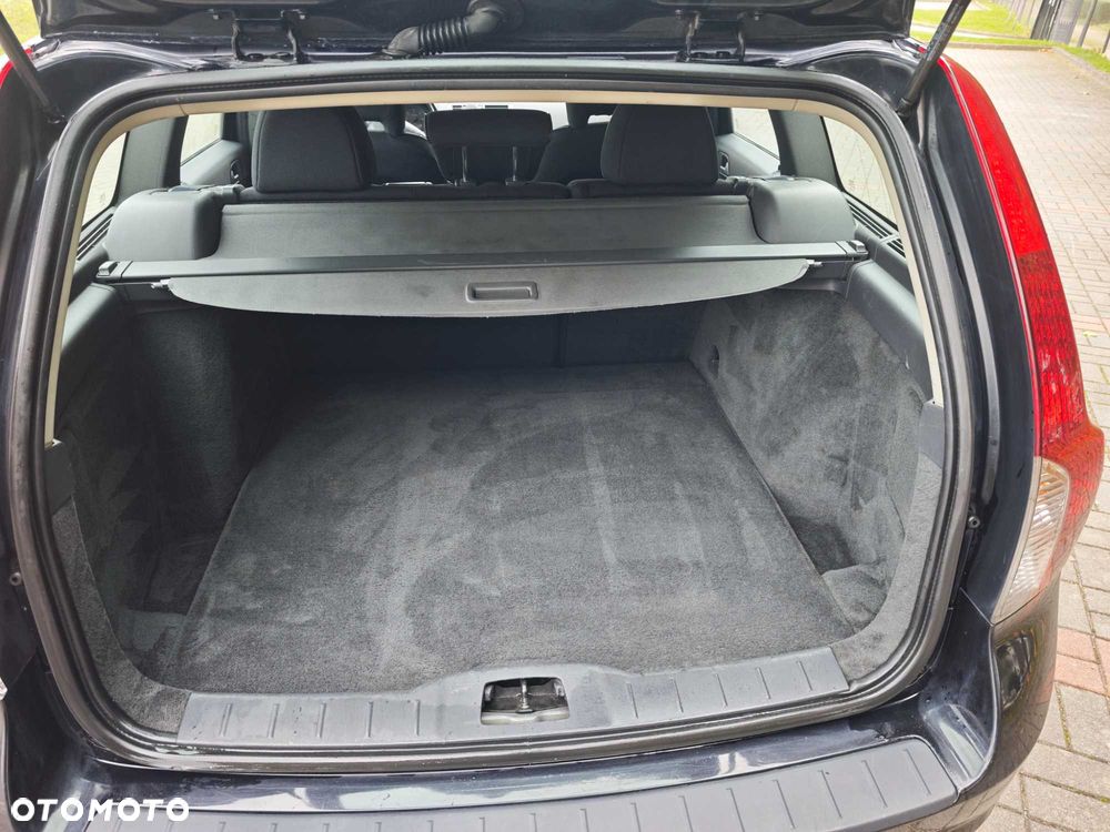 Volvo V50 - 6