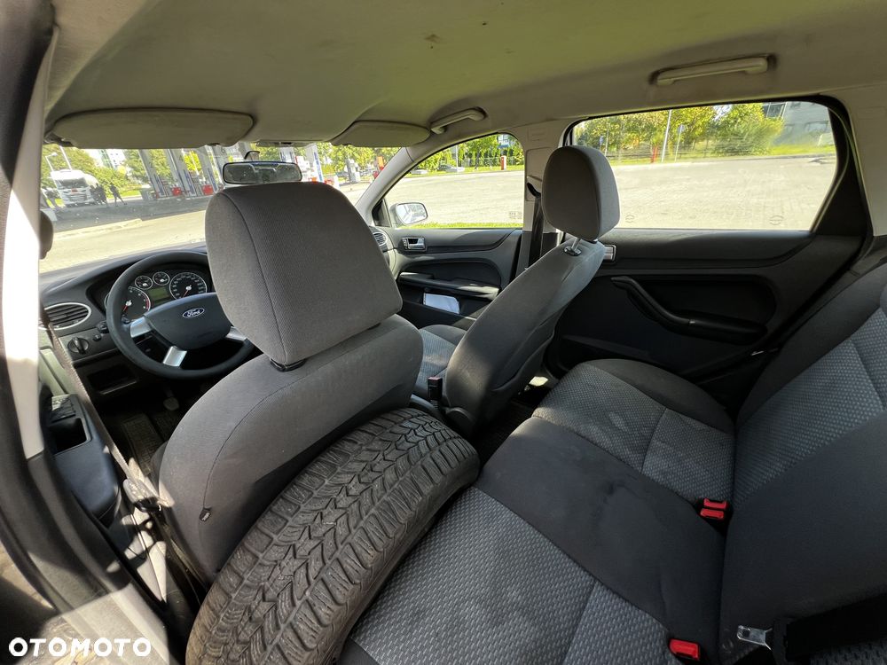 Ford Focus - 9