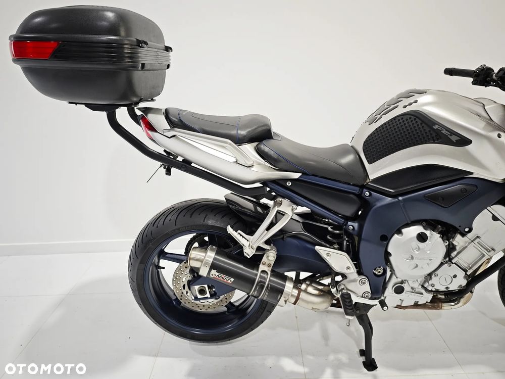 Yamaha FZ - 9