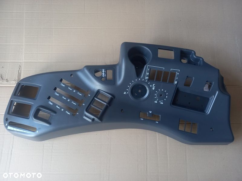 Plastik konsola prawa Case MX McCormick MC MTX XTX - 1