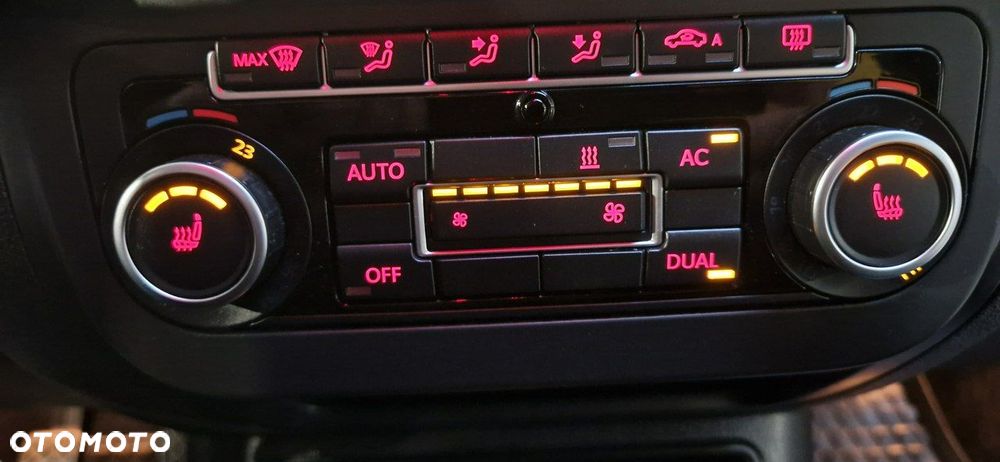 Volkswagen Tiguan - 21