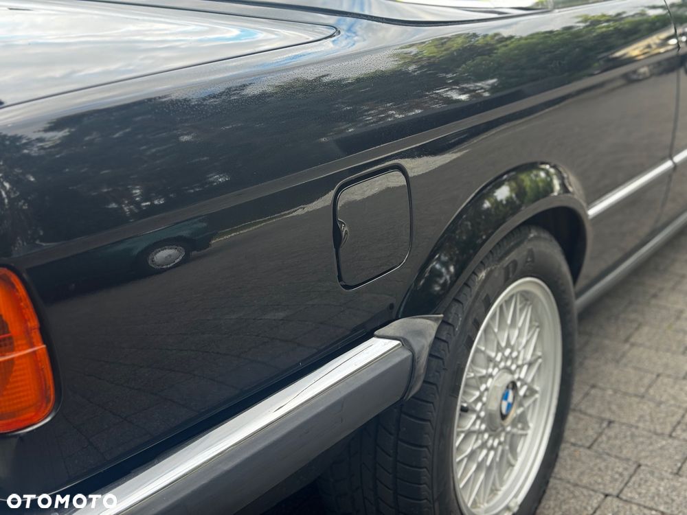 BMW Seria 3 320i - 11