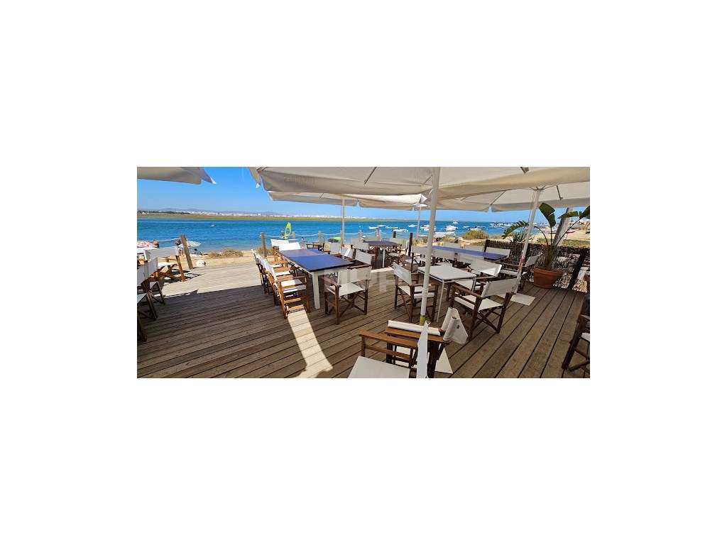 Restaurante na Praia de Faro - Grande imagem: 2/30
