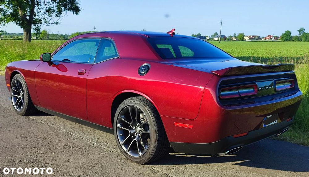 Dodge Challenger - 3