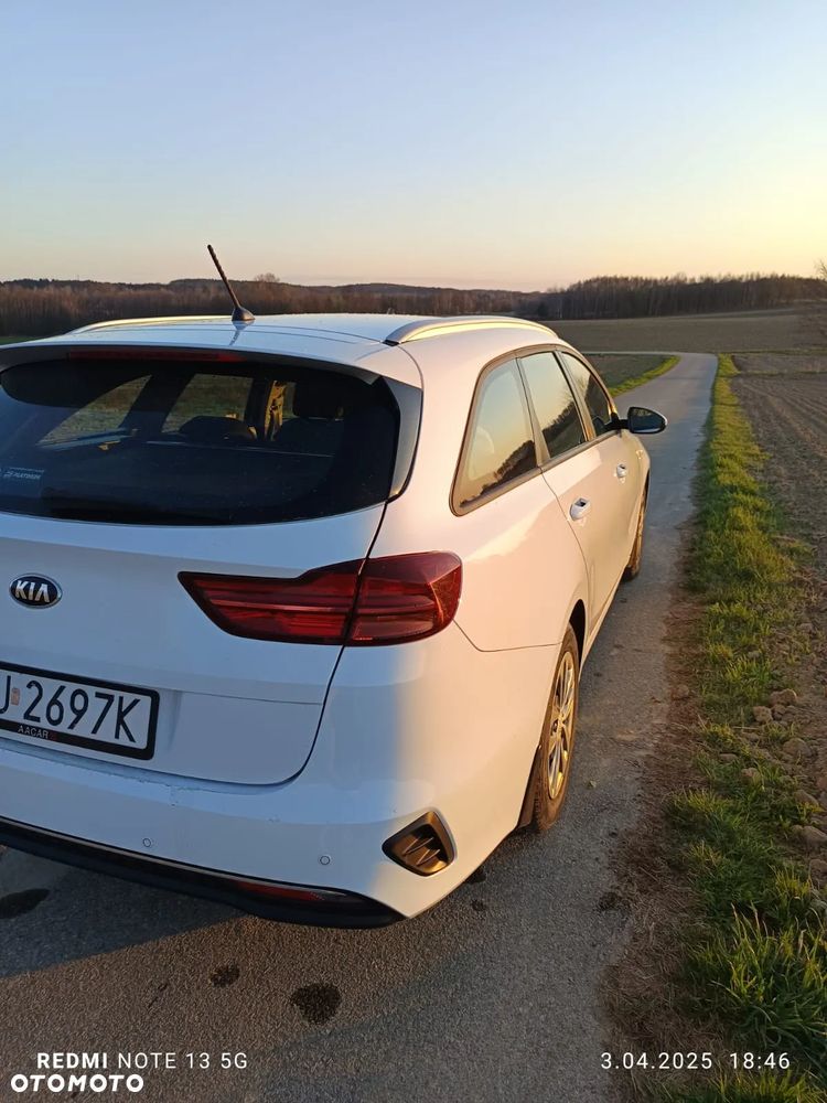 Kia Ceed - 9
