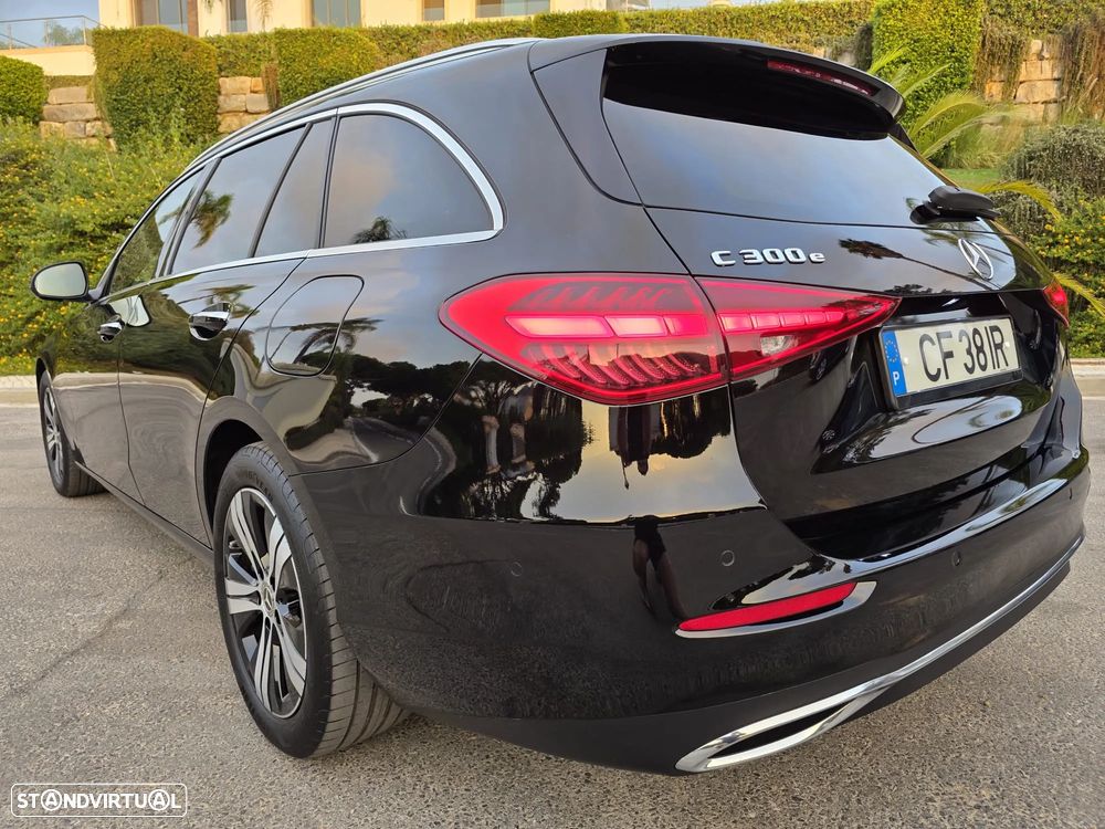 Mercedes-Benz C 300 e T 9G-TRONIC Avantgarde - 6