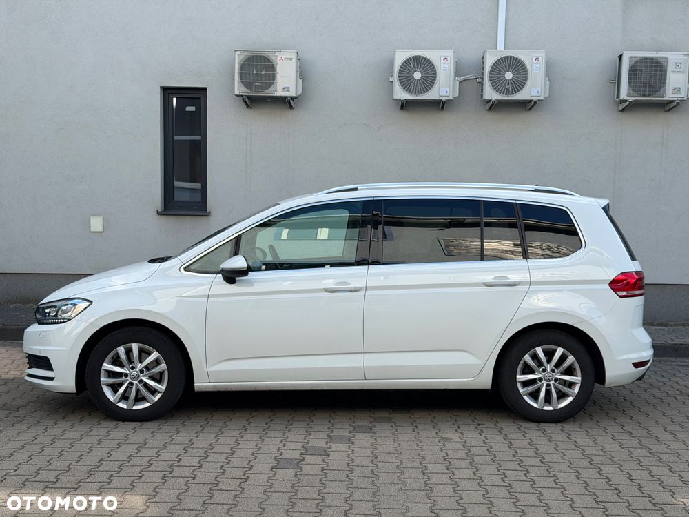 Volkswagen Touran 1.4 TSI BMT Comfortline - 9