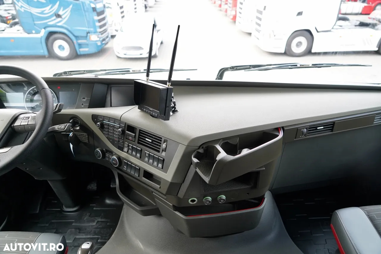 Volvo FH 460 / SISTEM HIDRAULIC / CABINĂ JOSĂ / ANVELOPE 100% / 2018 / IMPORTAT - 28