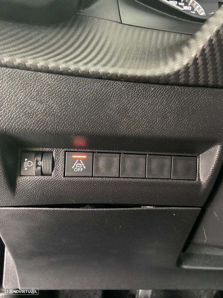 Peugeot 2008 PureTech 100 Active - 21